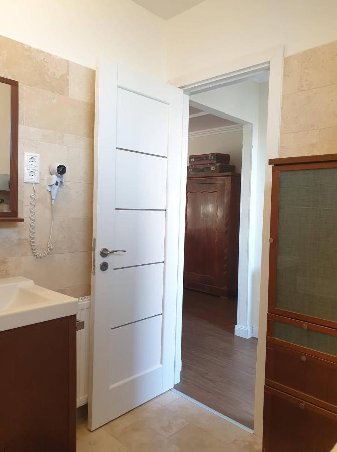 Ejjeli Bagoly Etterem Es Panzio Bed & Breakfast Budapesta Exterior foto